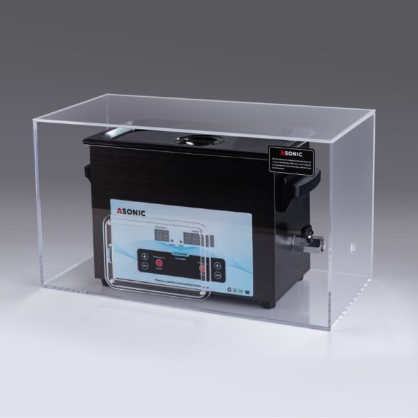 Ultrazvučni čistač ASONIC 5L postavljen u tihi spremnik koji smanjuje buku tijekom rada.